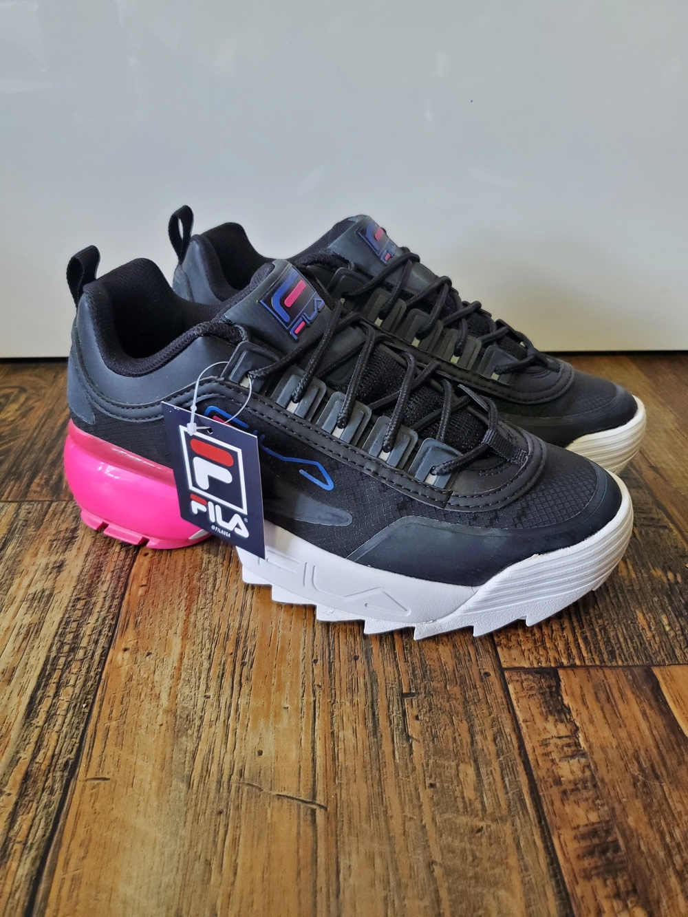 FILA Disruptor II Sneakers in Black with Pink Accent
